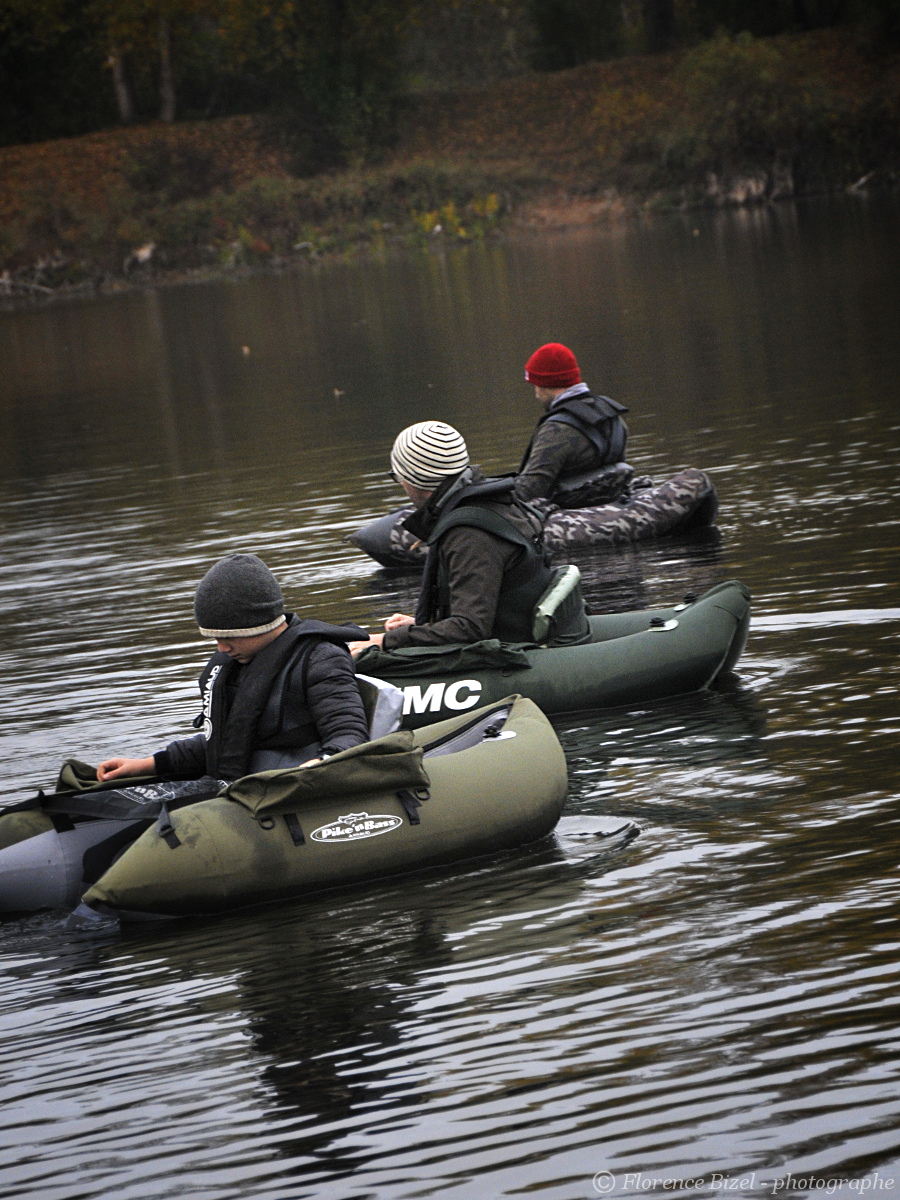 Stages de pêche floattube kayak canoë Manu Bizel moniteur guide de pêche