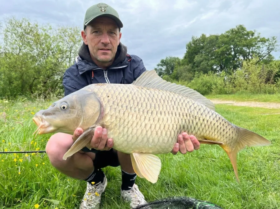 Belle carpe de l'Allier