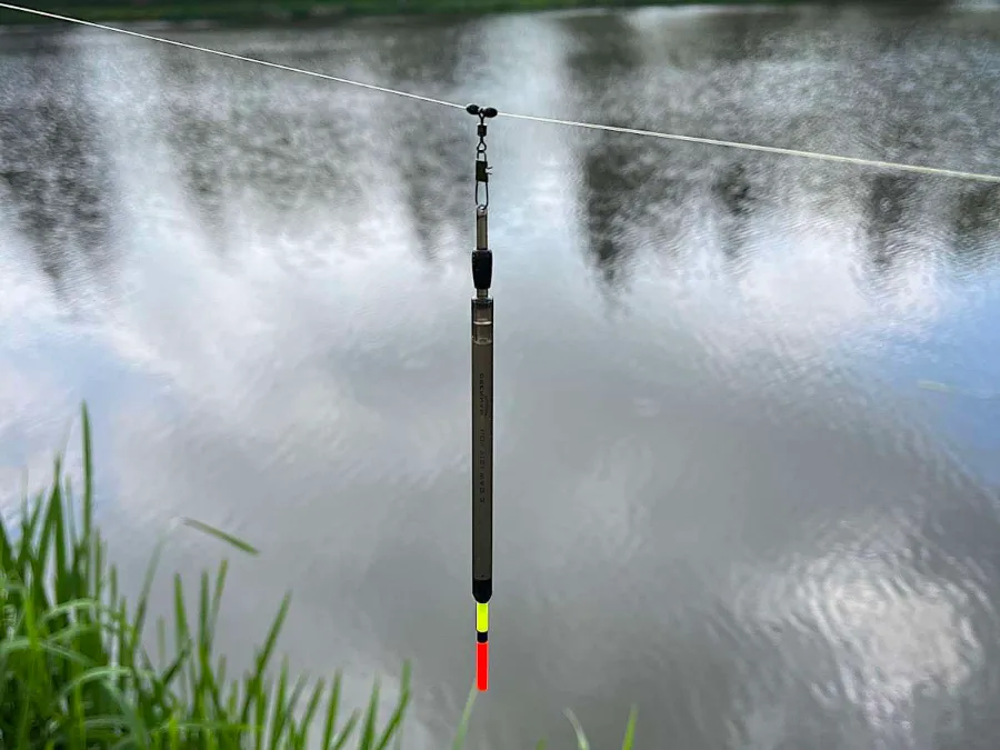 Waggler de pêche à l'anglaise