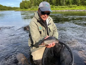 Pêche de l'ombre à la mouche en Norvège