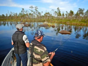 Pêche en lac dans les tourbières
