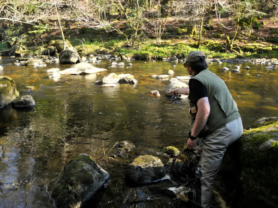 Principe de la pêche en nymphe