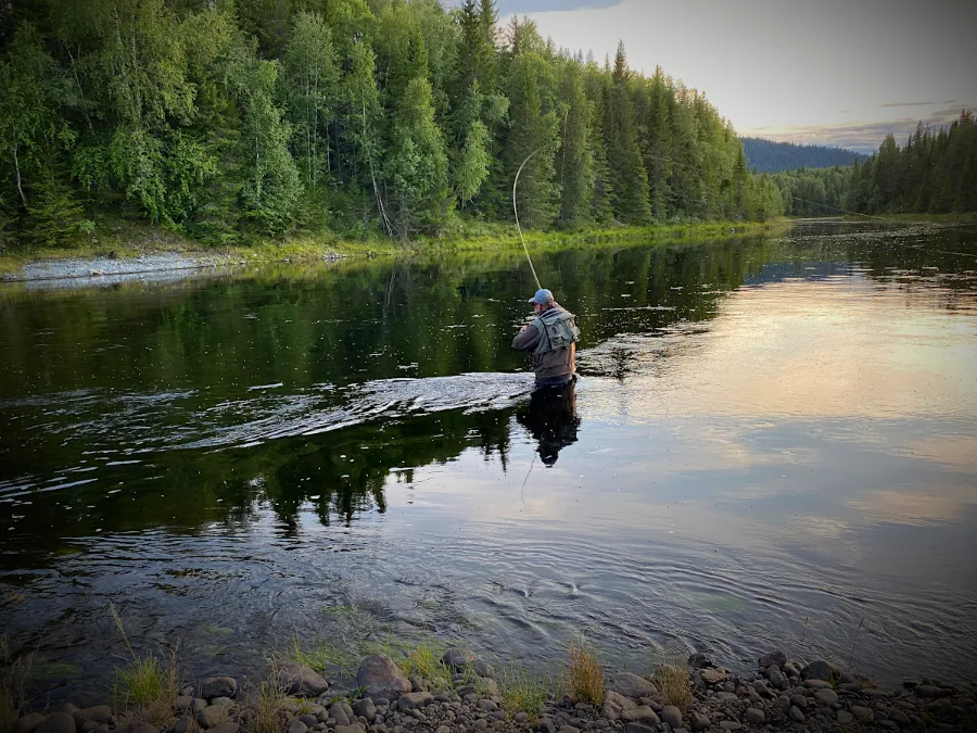 initiation pêche mouche en riviere