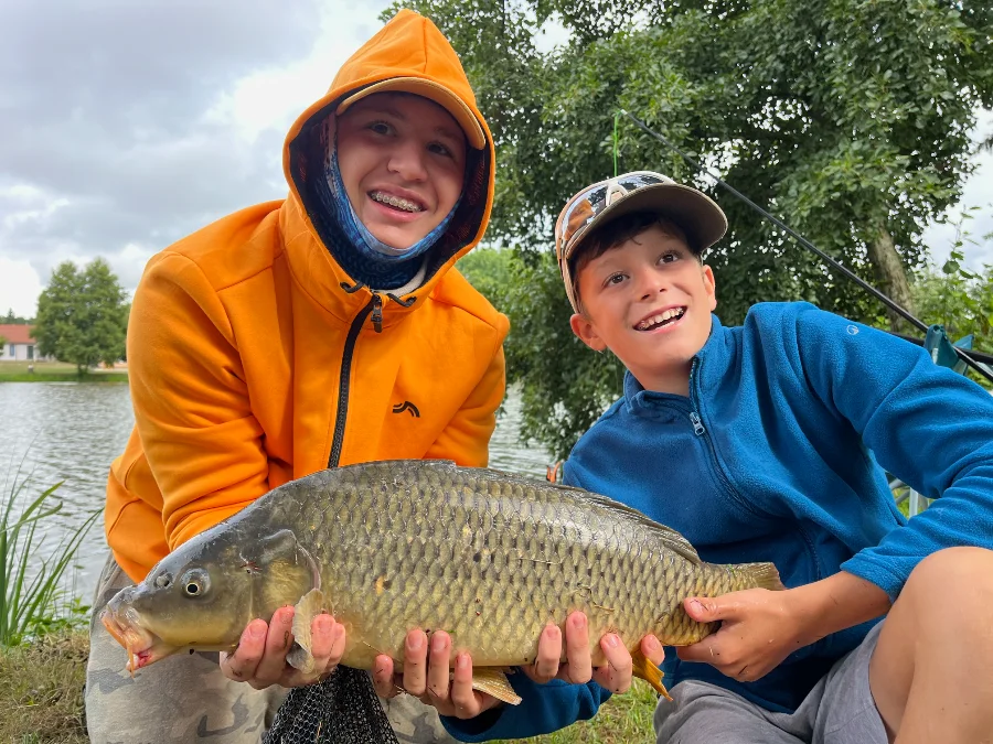 Apprentissage de la pêche pour ados