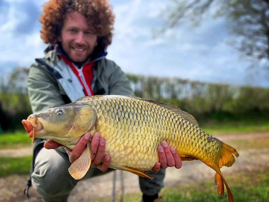 Aurélien, pêche en carpodrome